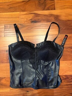 NWT 2x Plus Size OPPA Black Faux Leather Lace Bustier Top